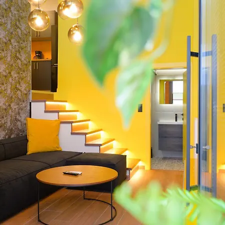 Luxenest Apartament *